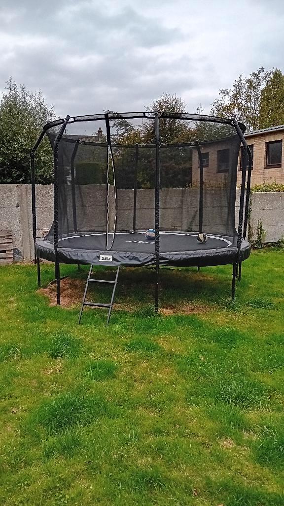 Premium trampoline salta, Kinderen en Baby's, Speelgoed | Buiten | Trampolines, Zo goed als nieuw, Ophalen