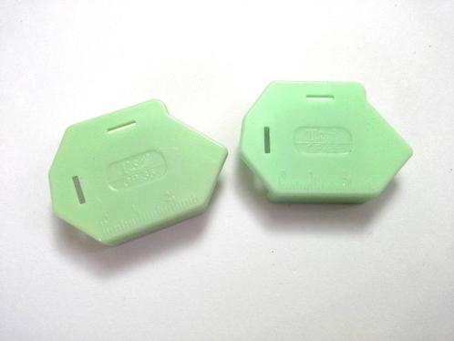 Lot de 2 guides de couture magnétiques pour machine à coudre, Hobby en Vrije tijd, Naaimachines en Toebehoren, Gebruikt, Accessoires