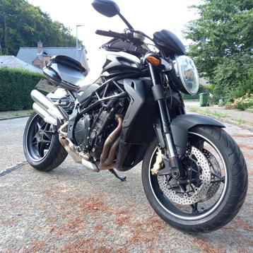 MV Agusta 920 Brutale 2011 très bon état 18000kms beschikbaar voor biedingen