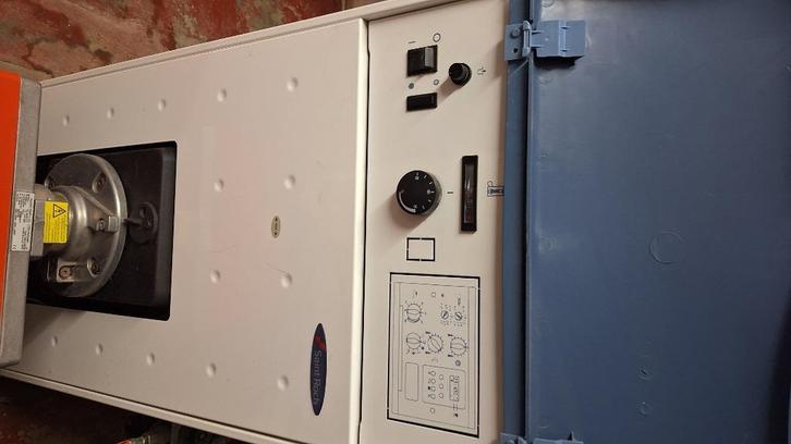 Chaudière  mazout, Doe-het-zelf en Bouw, Verwarming en Radiatoren, Zo goed als nieuw, Ophalen