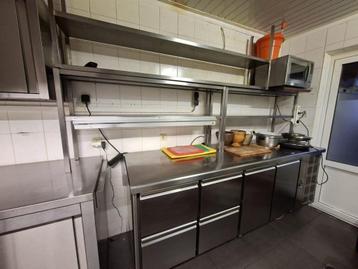 Industrieel keuken materiaal inox, jaren 2020 beschikbaar voor biedingen