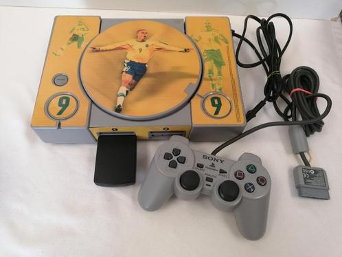 Ronaldo playstation 1-console + manette + memory card, Games en Spelcomputers, Spelcomputers | Sony PlayStation 1, Gebruikt, Met 1 controller