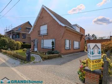 OPEN BEBOUWING op 20 ARE met OPRIT/GARAGE/4SLPK! beschikbaar voor biedingen