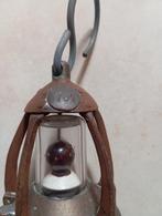 Ancienne lampe de mineur, Ophalen