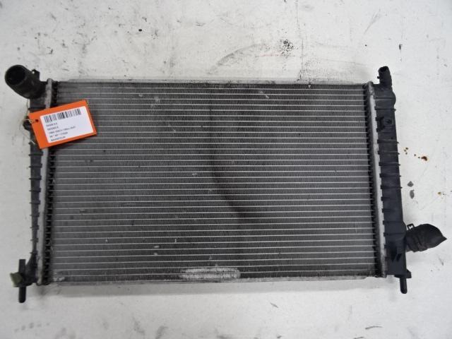 RADIATEUR Saab 9-5 (YS3E) (01-1997/12-2009), Auto-onderdelen, Airco en Verwarming, Saab, Gebruikt