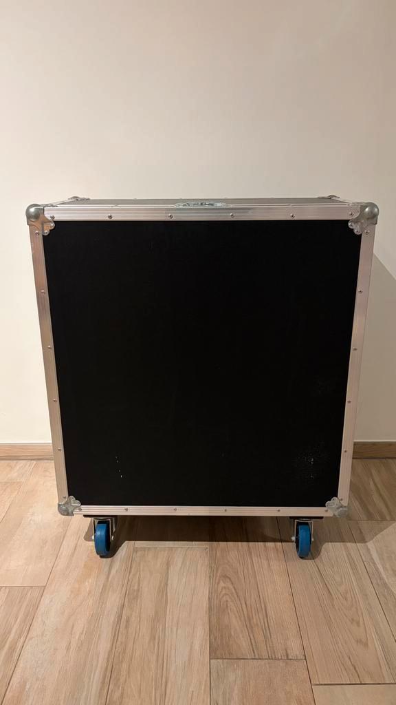 Flightcase van degelijke kwaliteit, Muziek en Instrumenten, Behuizingen en Koffers, Zo goed als nieuw, Flightcase, Ophalen