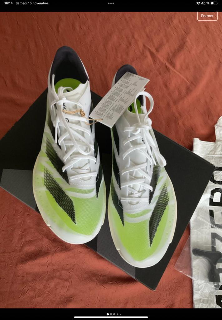 Spikes de piste adidas, Sport en Fitness, Loopsport en Atletiek, Zo goed als nieuw, Ophalen of Verzenden