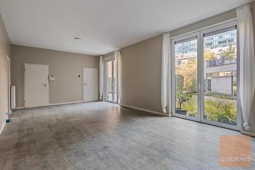 Appartement in Sint-Joost-Ten-Noode, 3 slpks, Immo, Huizen en Appartementen te koop, Appartement, D