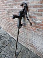 Handwaterpomp uit gietijzer., Ophalen, Gebruikt, Handmatig