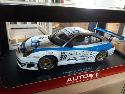 Autoart 1/18 Porsche 911 996 GT3 RSR FIA GT MULLEGA 2006 #99, Hobby en Vrije tijd, Modelauto's | 1:18, Zo goed als nieuw, Auto