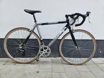 Orbea koersfiets in topstaat beschikbaar voor biedingen