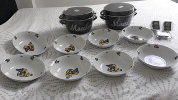 Lot complet de service à moule beschikbaar voor biedingen