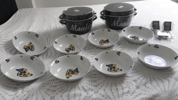 Lot complet de service à moule, Huis en Inrichting, Keuken | Potten en Pannen, Nieuw, Kookpan of Snelkookpan, Inox, Inductieplaat