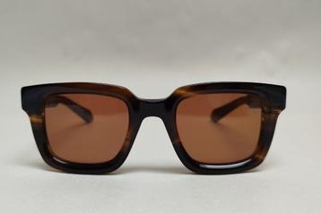 Salvatore Ferragamo zonnebril Bruin. SF1064S-319.  disponible aux enchères