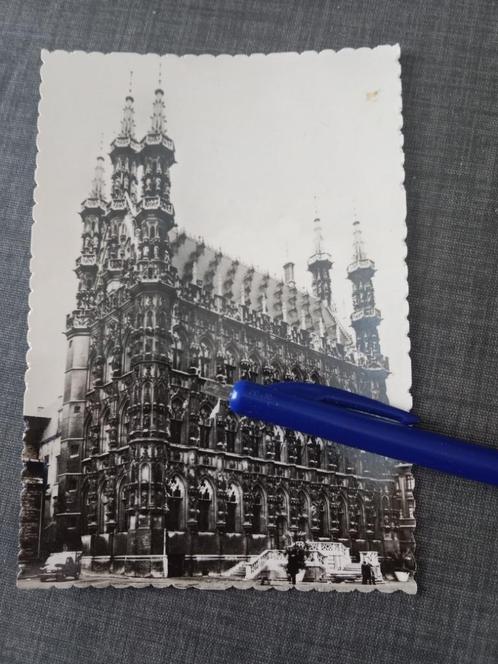 Postkaart Leuven Stadhuis, Verzamelen, Postkaarten | België, Ongelopen, Vlaams-Brabant, 1940 tot 1960, Ophalen of Verzenden