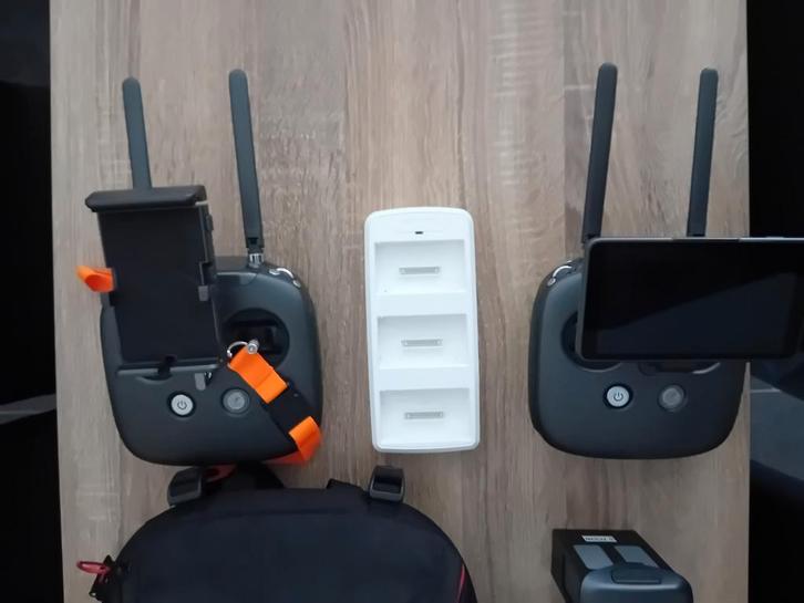 DJI Phantom 4 obsation batterij ,en controllers ,tas, Hobby en Vrije tijd, Modelbouw | Radiografisch | Helikopters en Quadcopters