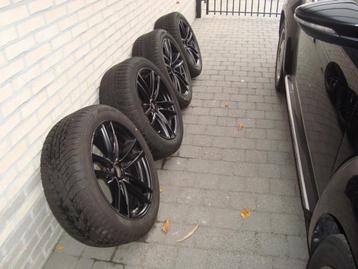 BMW 17 inch velgen met bridgestone runflat winterbanden beschikbaar voor biedingen