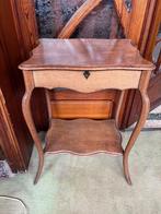 Ancien guéridon avec rangement sous plateau début XXe, Antiquités & Art, Antiquités | Meubles | Tables, Enlèvement