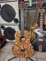 Klassieke gitaar beschilderd met dots, Antiek en Kunst, Ophalen of Verzenden