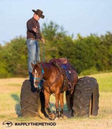 gratis tractorbanden voor schrikpiste of grondwerk    beschikbaar voor biedingen