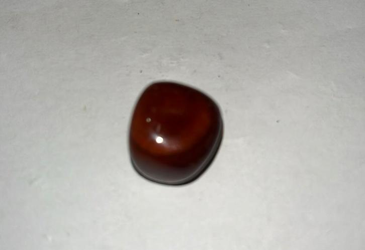 Carneool Steentje - 5,6gram - 16mm x 15mm, Handtassen en Accessoires, Edelstenen, Nieuw, Ophalen of Verzenden