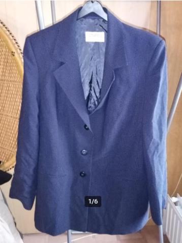 Jassen / vesten 46-52 grote maten 5-10€/stuk beschikbaar voor biedingen