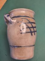 Eeuwenoude pot van steengoed, Antiek en Kunst, Ophalen of Verzenden