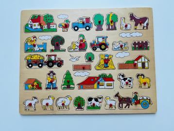 Houten puzzels beschikbaar voor biedingen