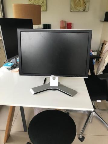 Monitor Dell 22’’ - computerscherm beschikbaar voor biedingen