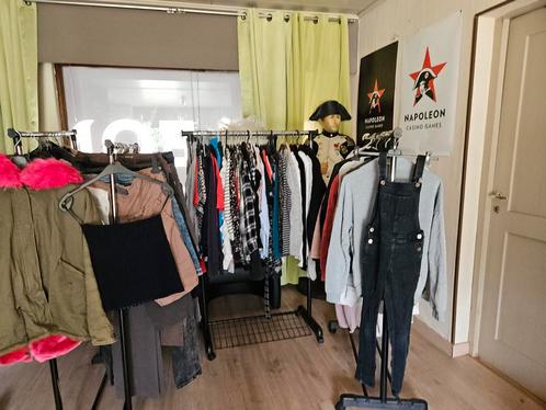 Kleding en schoenen, Kleding | Dames, Schoenen, Zo goed als nieuw, Overige typen, Overige kleuren, Ophalen