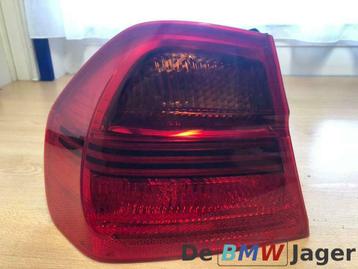 Achterlicht linksbuiten BMW 3 serie E90 63216937457