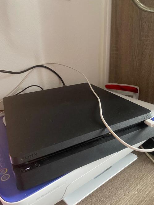 PS4 Slim 5 jeux + 1 manette, Games en Spelcomputers, Spelcomputers | Sony PlayStation 4, Zo goed als nieuw, Slim, 500 GB, Met 1 controller