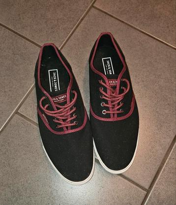 Jack & Jones beschikbaar voor biedingen