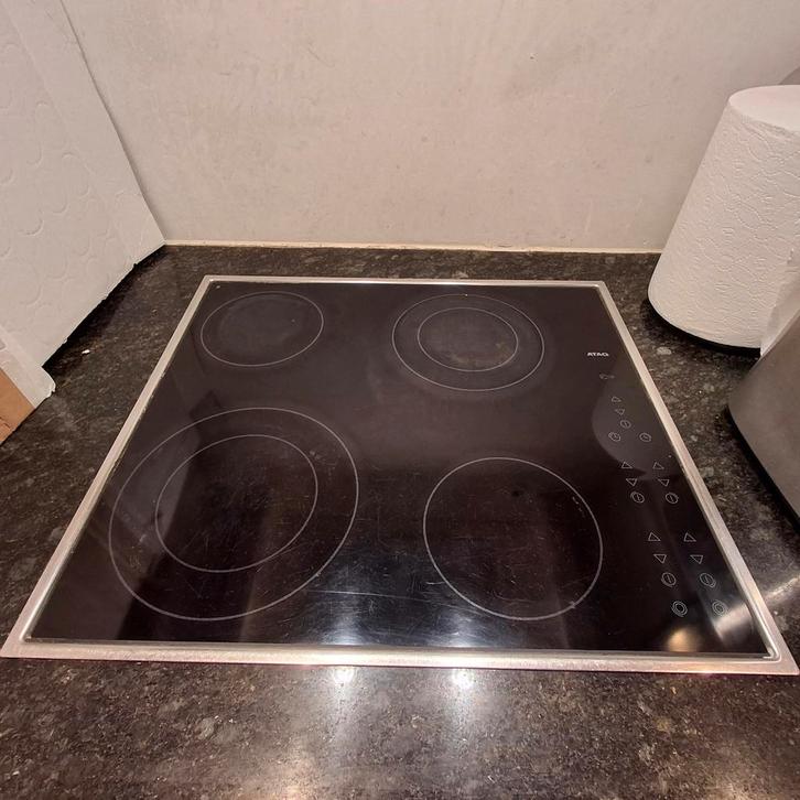 ATAG vitrokeramische kookplaat, Elektronische apparatuur, Kookplaten, Gebruikt, Inbouw, Inductie, Ophalen of Verzenden