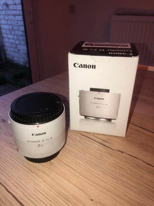 Canon EF 2.0x III Extender (teleconverter, Audio, Tv en Foto, Foto | Lenzen en Objectieven, Zo goed als nieuw, Telelens, Zoom