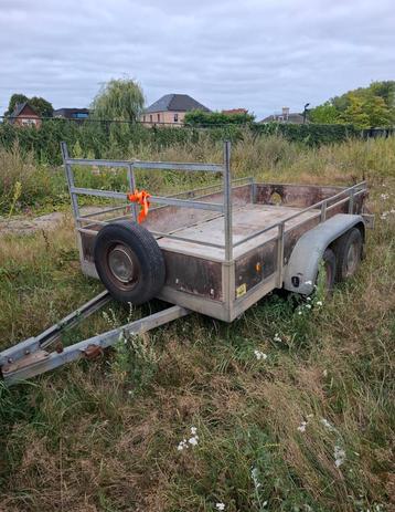Aanhangwagen dubbelasser. beschikbaar voor biedingen