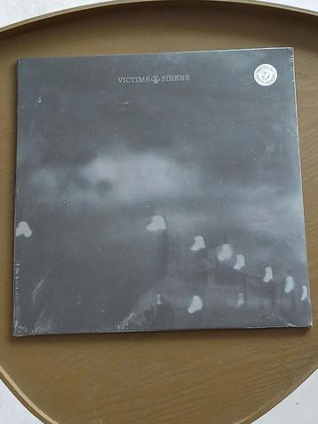 Victims - sirens (col. Vinyl) lp beschikbaar voor biedingen