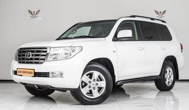 Toyota Land Cruiser HDJ 200 V8 - 4.5L D-4D Utilitaire 7pl., Auto's, Toyota, Particulier, 4x4, Achteruitrijcamera, Airbags, Airconditioning