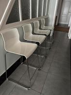 Ikea stoelen, Enlèvement