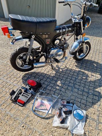 Zhenhua Dax Xi 50cc B-klass 2010! Slechts 160km! beschikbaar voor biedingen
