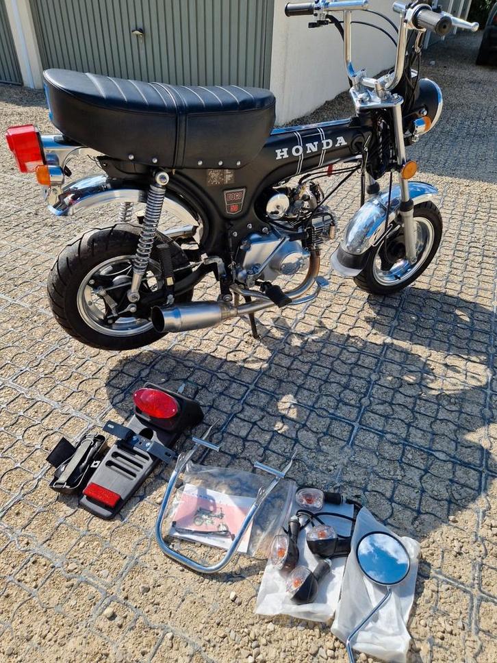 Zhenhua Dax Xi 50cc B-klass 2010! Slechts 160km!, Fietsen en Brommers, Brommers | Honda, Nieuw, Klasse B (45 km/u), Ophalen