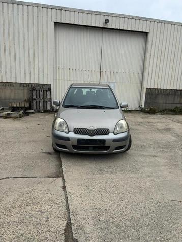 Toyota Yaris 1.0 benzine Bj 2004 165000km beschikbaar voor biedingen