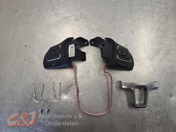 Radiobediening Stuur van een Volkswagen Transporter beschikbaar voor biedingen
