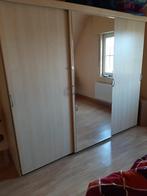 Kleerkast met schuifdeuren, Ophalen, 200 cm of meer, Met hangruimte, Zo goed als nieuw