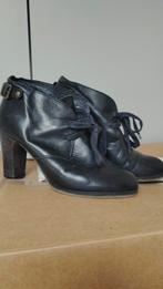 Dejavu, korte zwarte lederen veterlaarsjes 38, Zwart, Lage of Enkellaarzen, Ophalen of Verzenden, Zo goed als nieuw