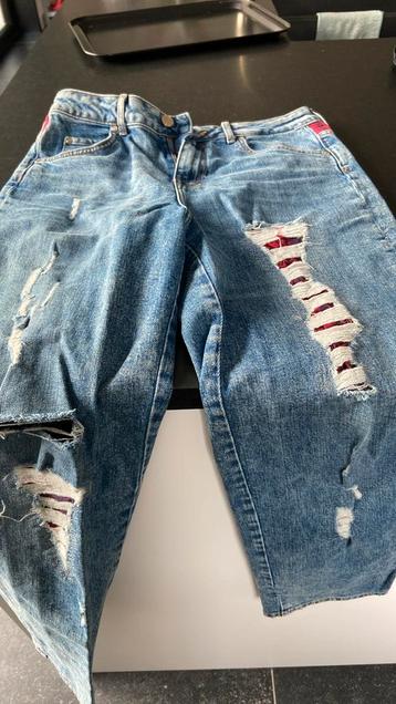 Gigi hadid jeans(30/32)