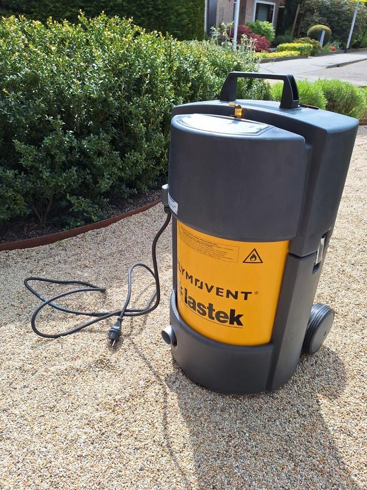 Nouvel extracteur de fumée de soudage Plymovent PHV avec de, Bricolage & Construction, Outillage | Soudeuses, Enlèvement