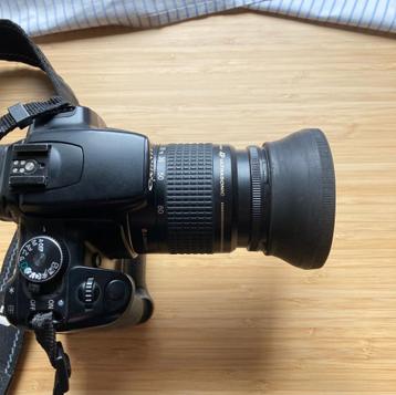 Canon EOS 400D DSLR-camera en accessoires beschikbaar voor biedingen