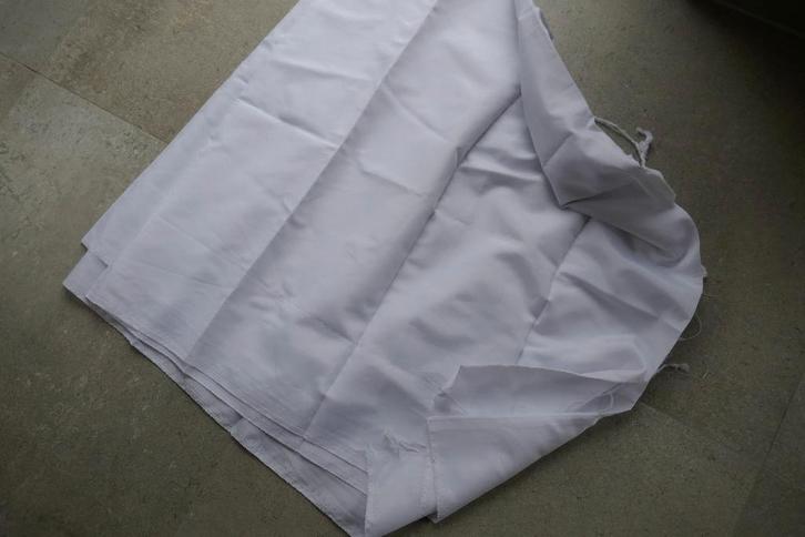 tissu de doublure blanc, Hobby & Loisirs créatifs, Tissus & Chiffons, Neuf, Autres matériaux, 30 à 200 cm, Blanc, Enlèvement ou Envoi