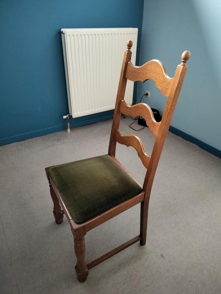 Gratis kasten en stoelen!, Antiek en Kunst, Antiek | Meubels | Stoelen en Sofa's, Ophalen